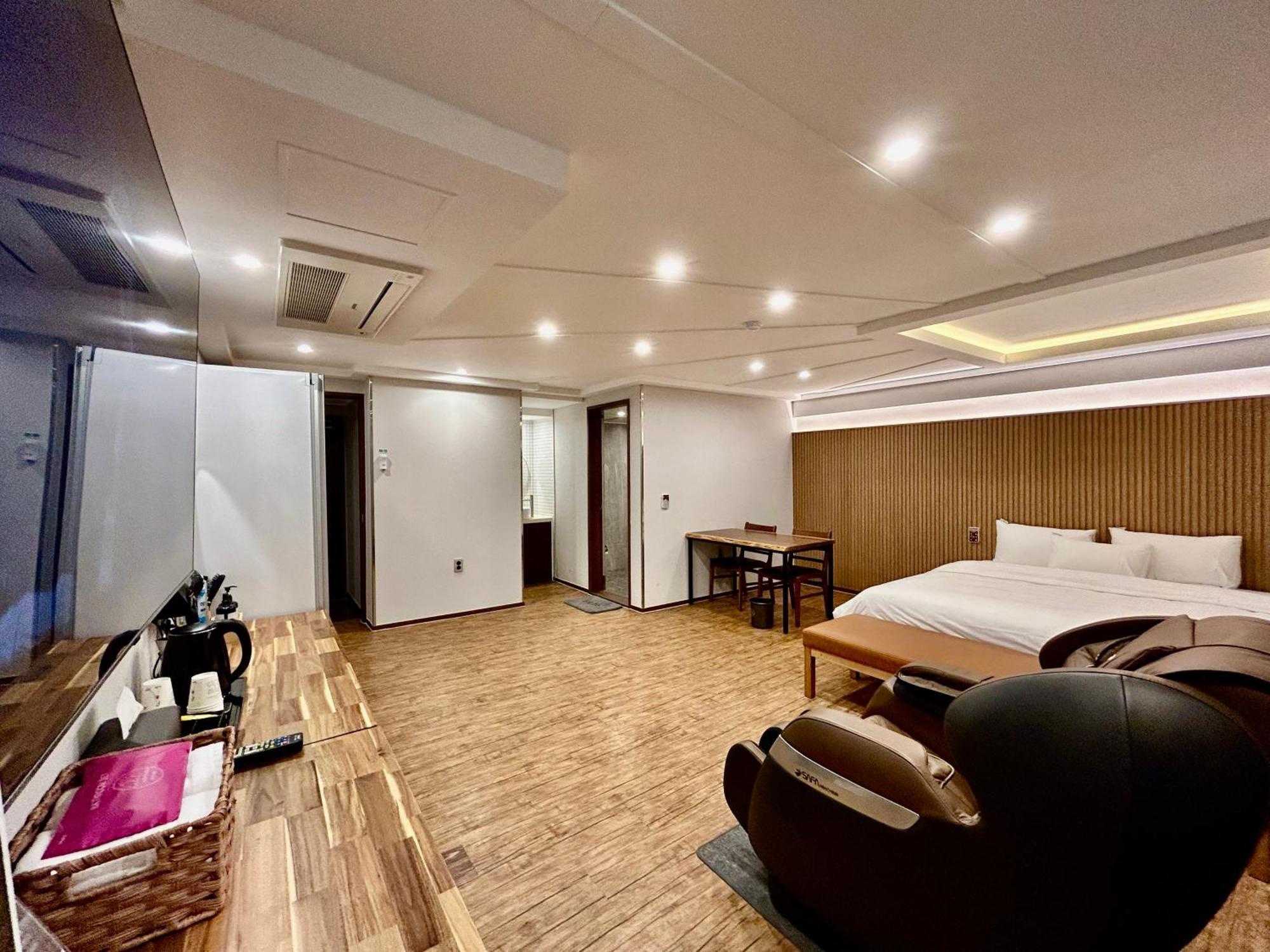 Series Hotel Кёнджу Экстерьер фото