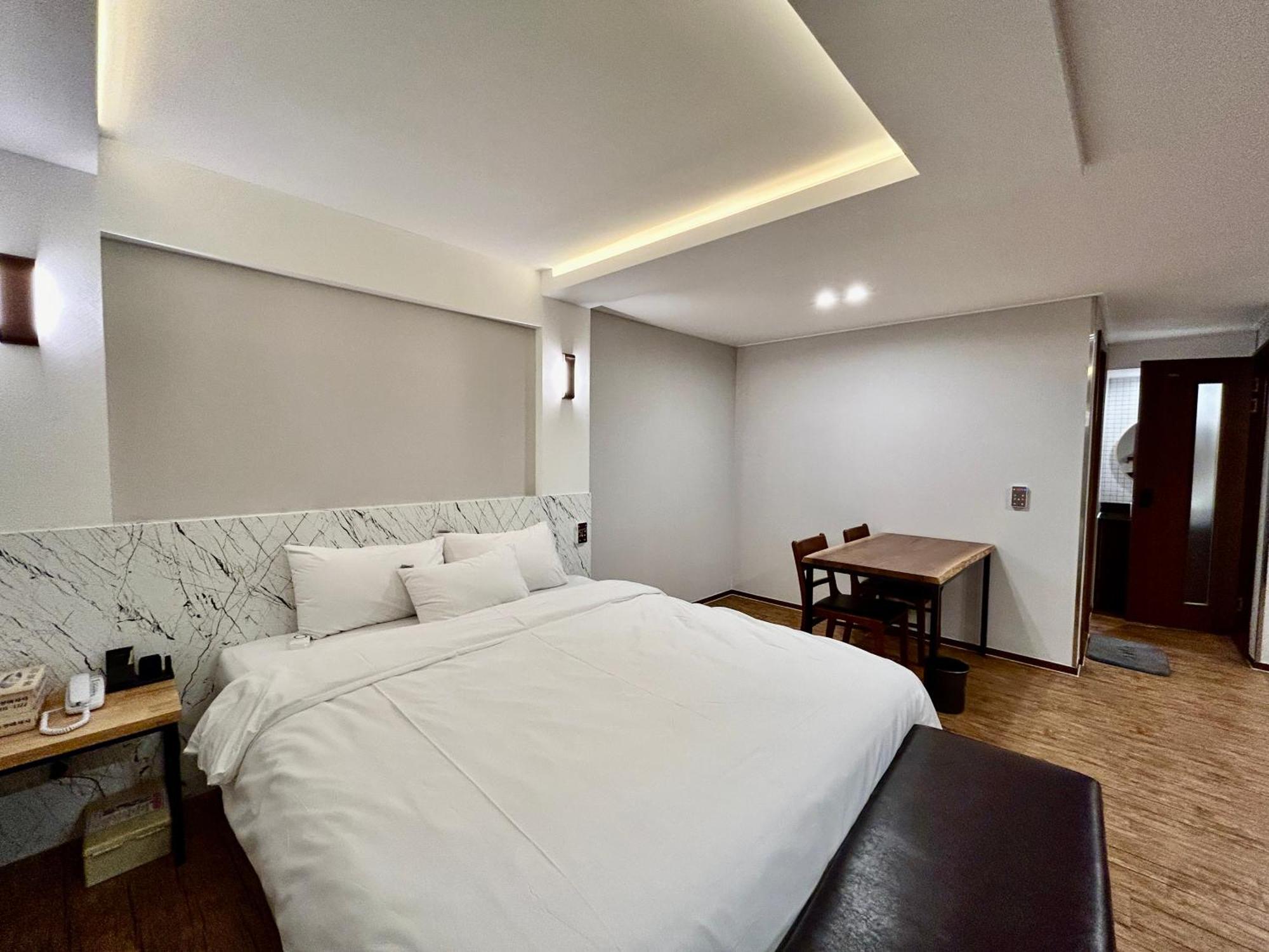 Series Hotel Кёнджу Экстерьер фото