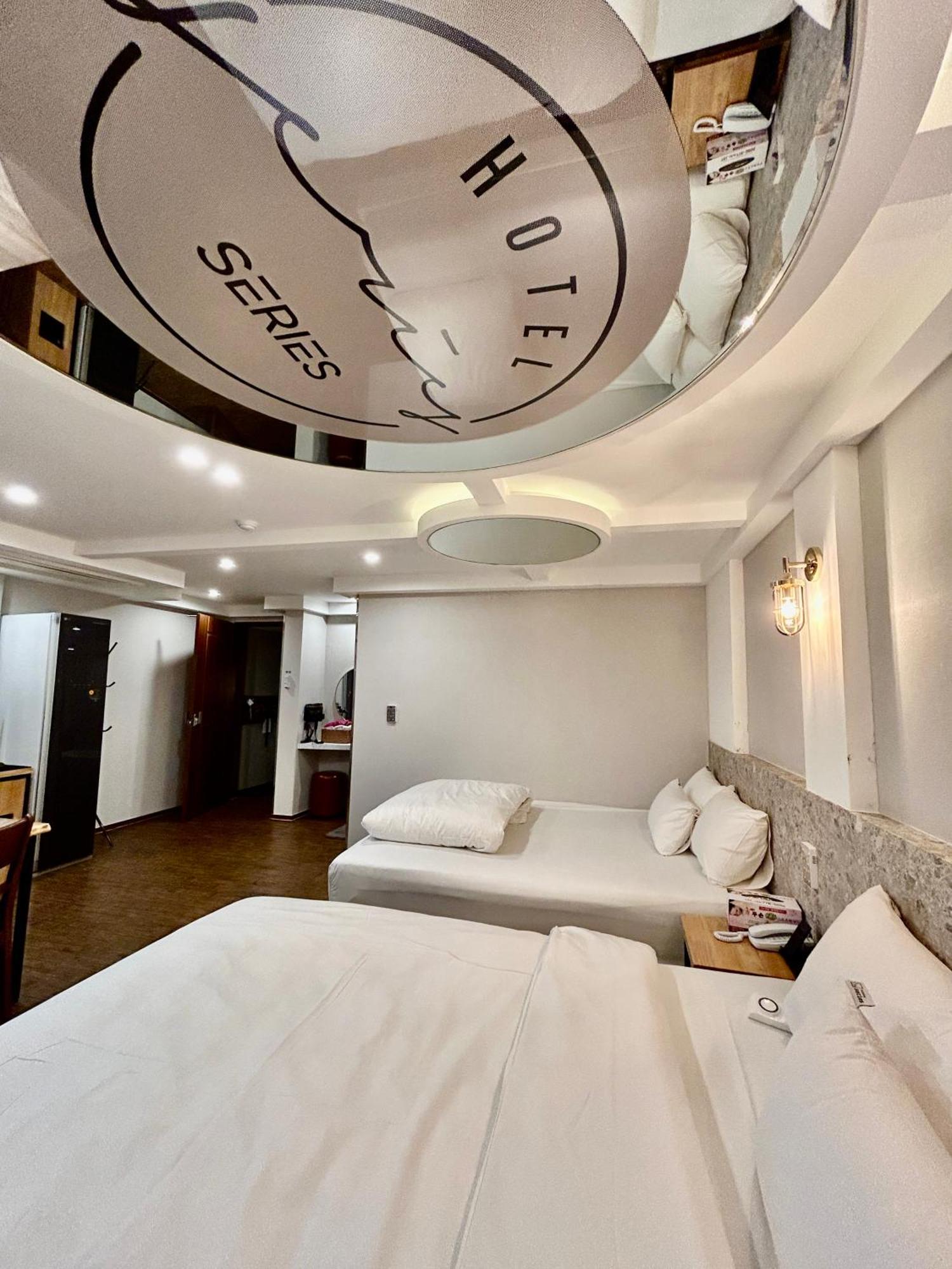 Series Hotel Кёнджу Экстерьер фото